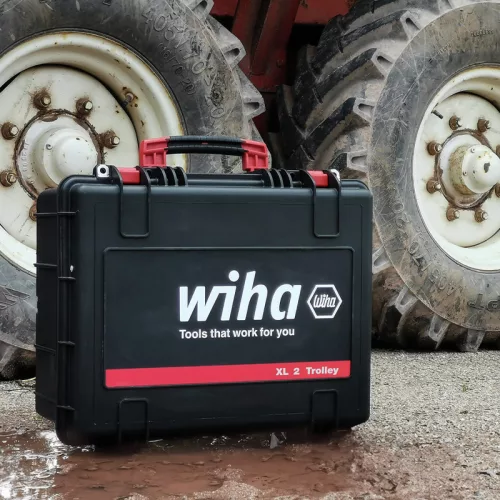 WIHA XL 2 villanyszerelő szerszámkoffer kerekekkel 60r. 9500/No.45795
