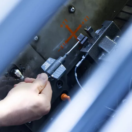 WIHA EasyTorque nyomaték csavarozó kulcsmarkolattal klt. állványban 19r. 0,6-3,0Nm T+IP/No.47197