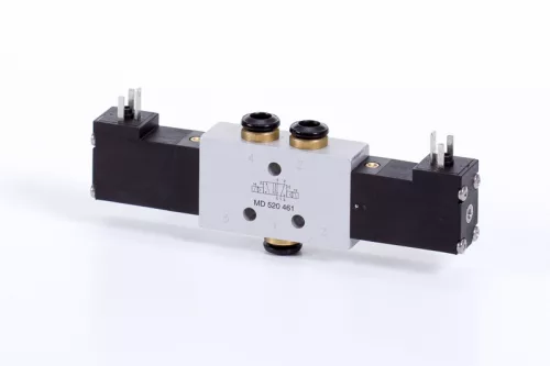 MD 520 461 - 24 DC. 5/2-es elektromos vezérlésű szelep, bistabil - pif 6mm