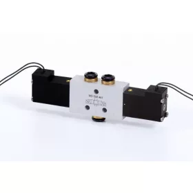   MD 532 461 - 24 DC L. 5/3-as elektromos vezérlésű szelep, középállásban leszellőztetett - pif 6mm