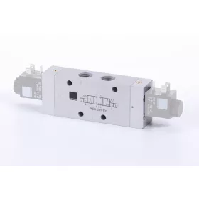   MEH 531 101. 5/3-as elektromos vezérlésű, külső segédlevegős működtetésű szelep, középállásban zárt - G3/8"