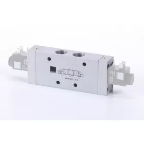   MEH 531 121 G. 5/3-as elektromos vezérlésű, külső segédlevegős működtetésű szelep, G-széria, középállásban zárt - G1/2"