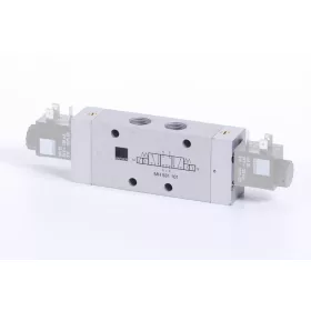   MH 531 101. 5/3-as elektromos vezérlésű szelep, középállásban zárt - G3/8"
