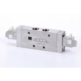   MH 533 121 VES. 5/3-as elektromos vezérlésű szelep, középállásban nyitott - G1/2" - INOX