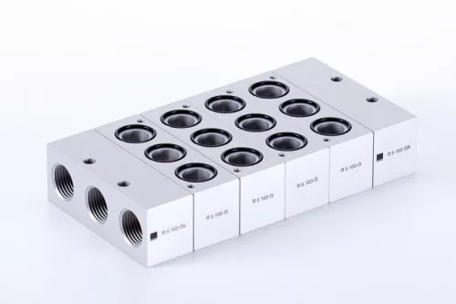 R 5 103 G. Moduláris alaplap - közbenső elem